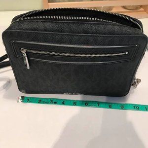 Michael Kors Crossbody Bag